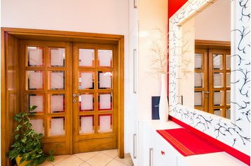 Kroatien Privát Kaštel Lukšić, Exterieur